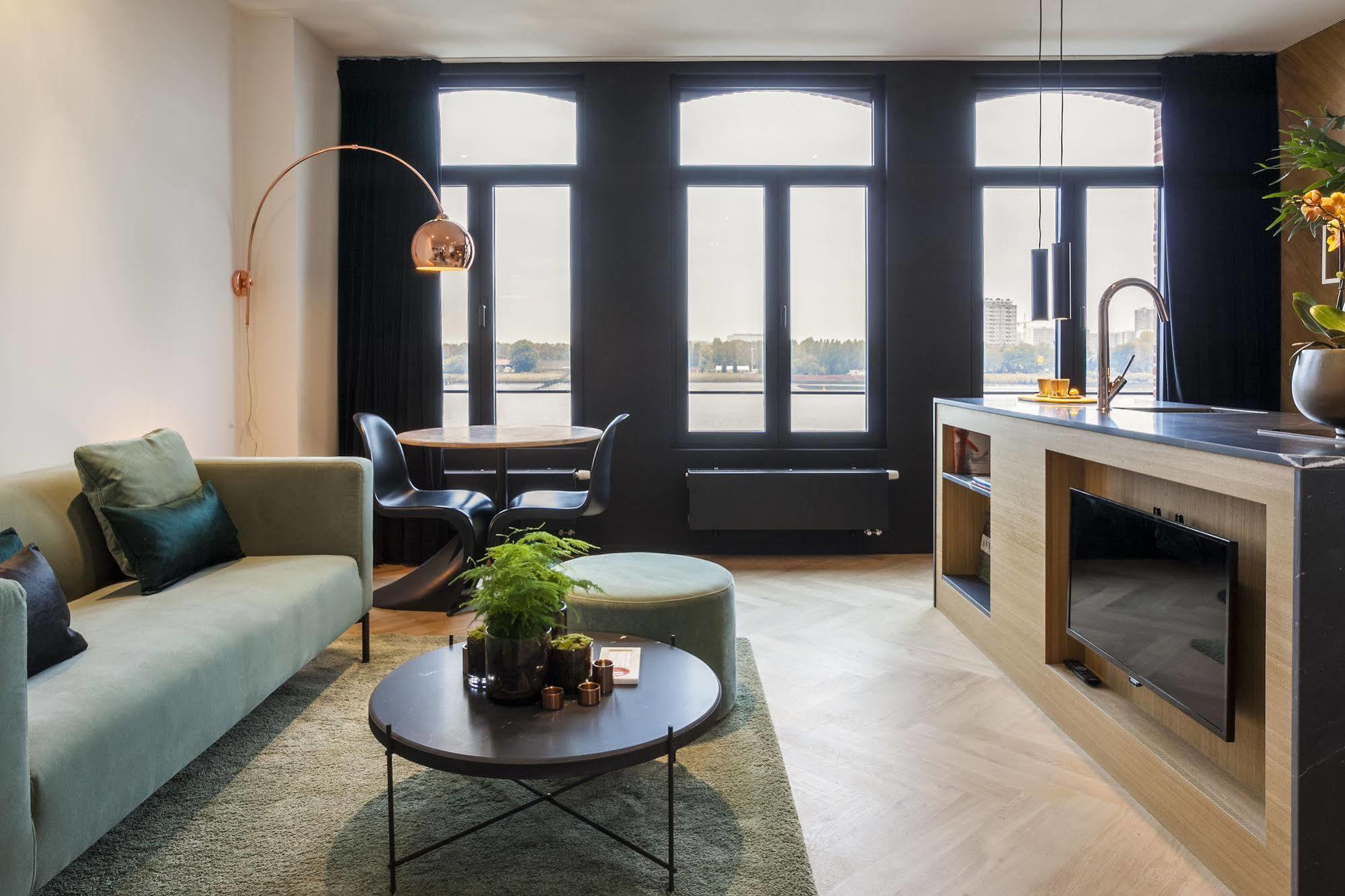 Kaai 11 Hotell Antwerpen Exteriör bild
